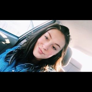 Meet your Posher, Lizzie